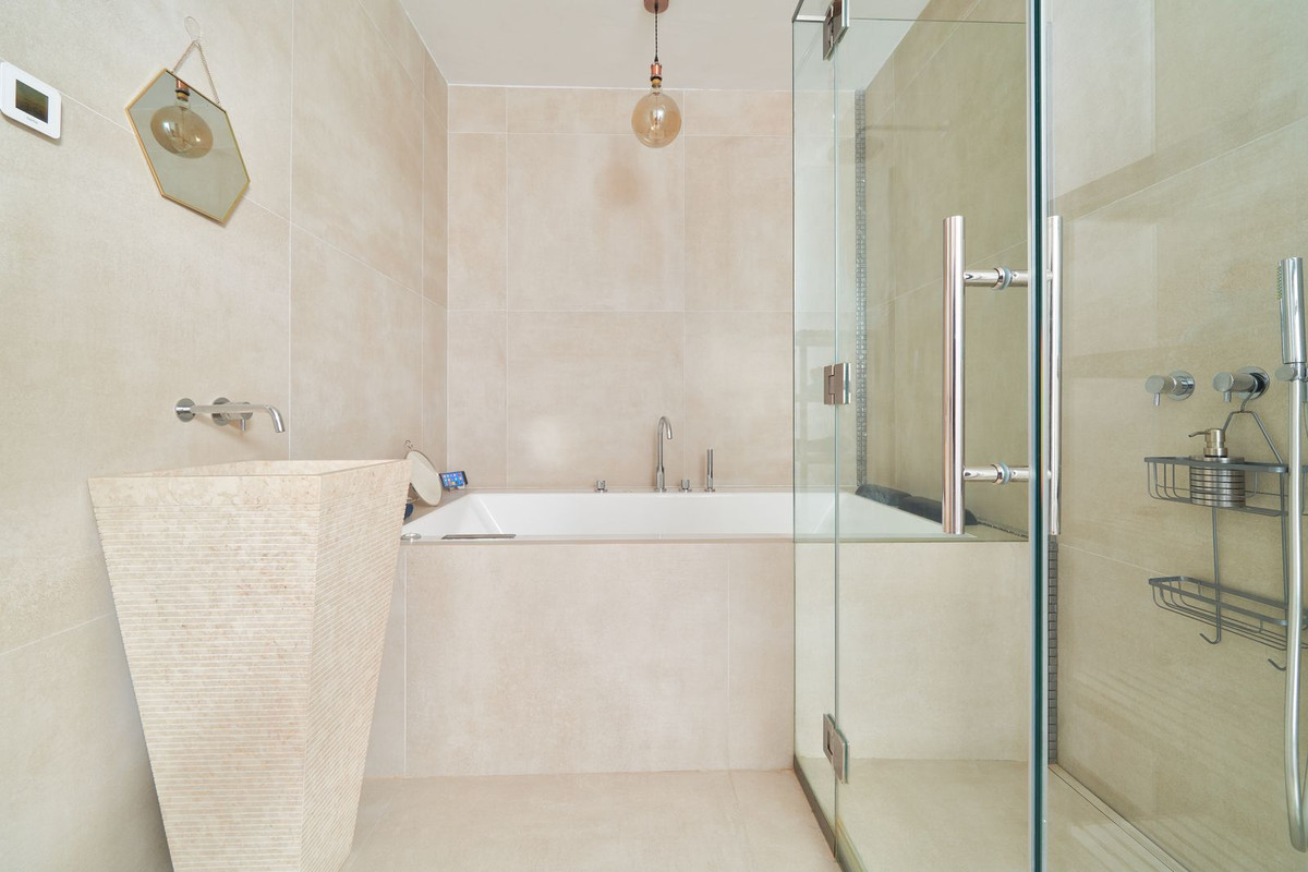 Te koop Middle Floor Apartment Costa Del Sol Marbella € 509.000,-