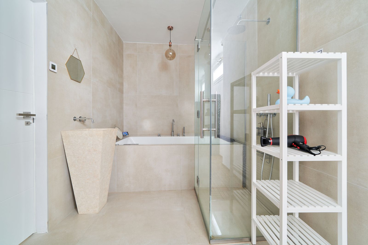 Te koop Middle Floor Apartment Costa Del Sol Marbella € 509.000,-