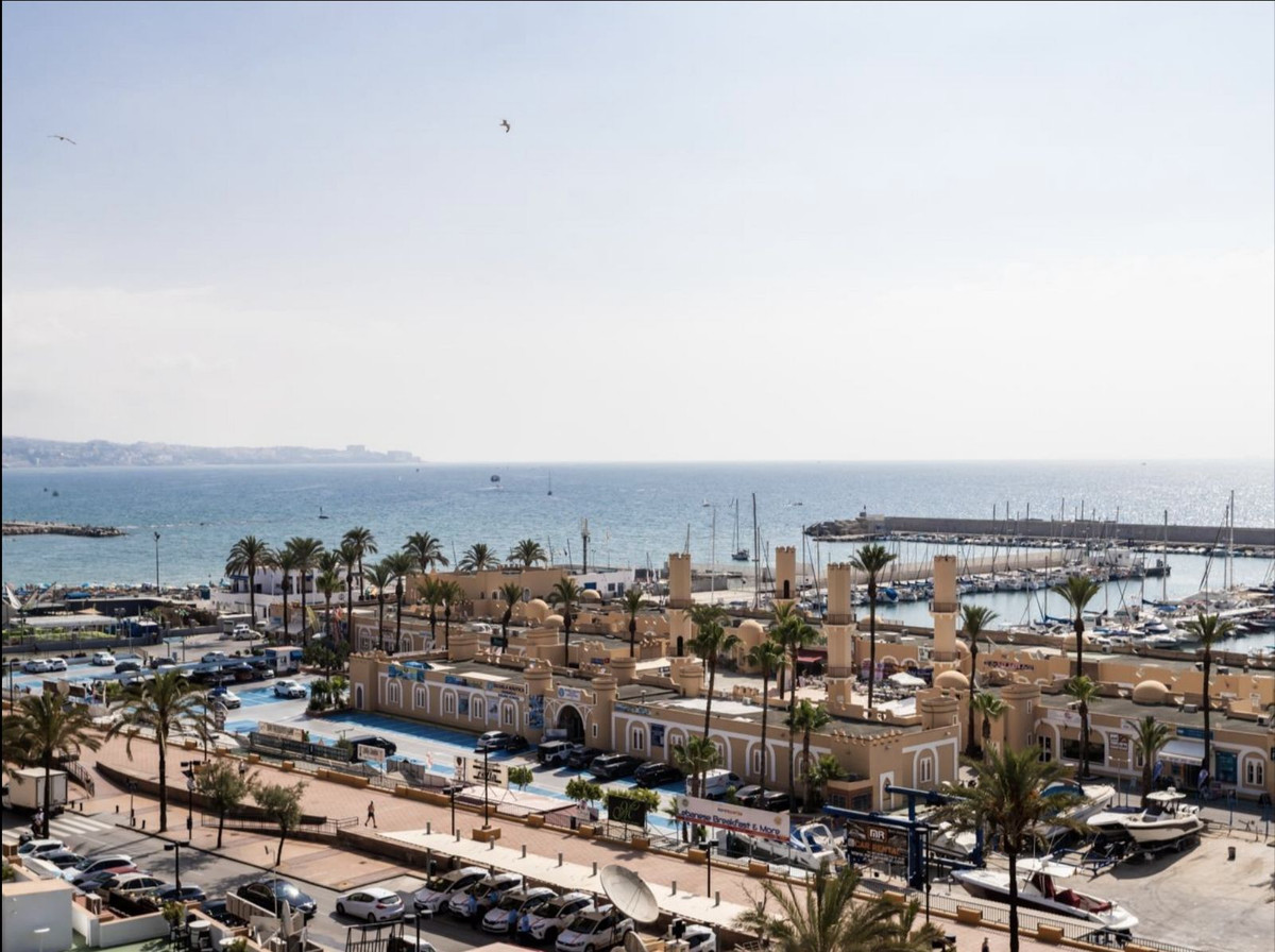 Te koop Middle Floor Studio Costa Del Sol Fuengirola € 249.000,-