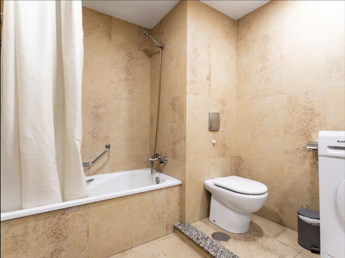 Te koop Middle Floor Studio Costa Del Sol Fuengirola € 249.000,-