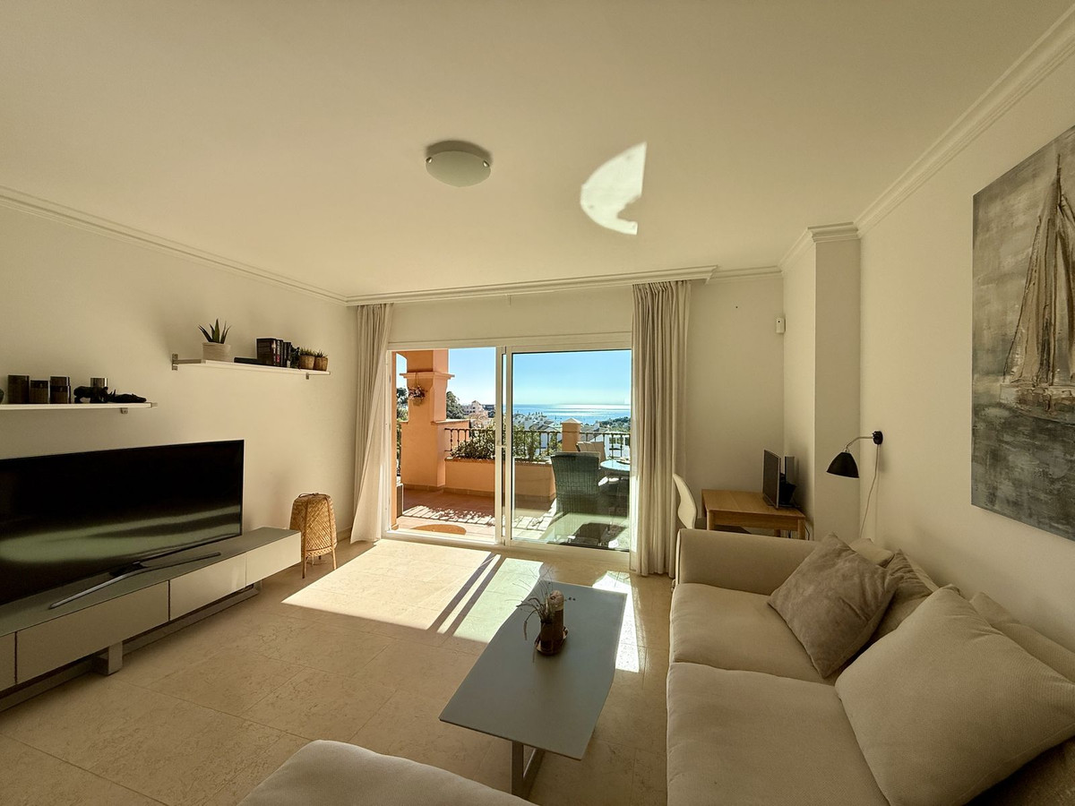 Te koop Middle Floor Apartment Costa Del Sol Torrequebrada € 440.000,-