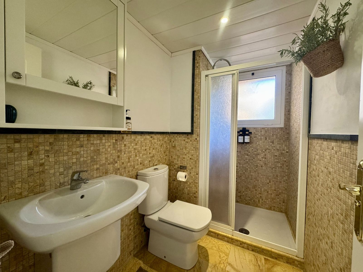 Te koop Middle Floor Apartment Costa Del Sol Torrequebrada € 440.000,-