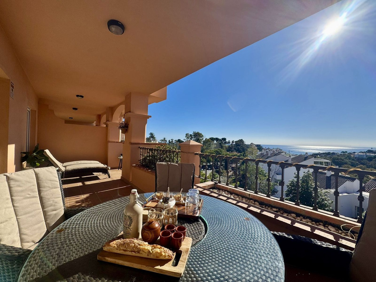 Te koop Middle Floor Apartment Costa Del Sol Torrequebrada € 440.000,-