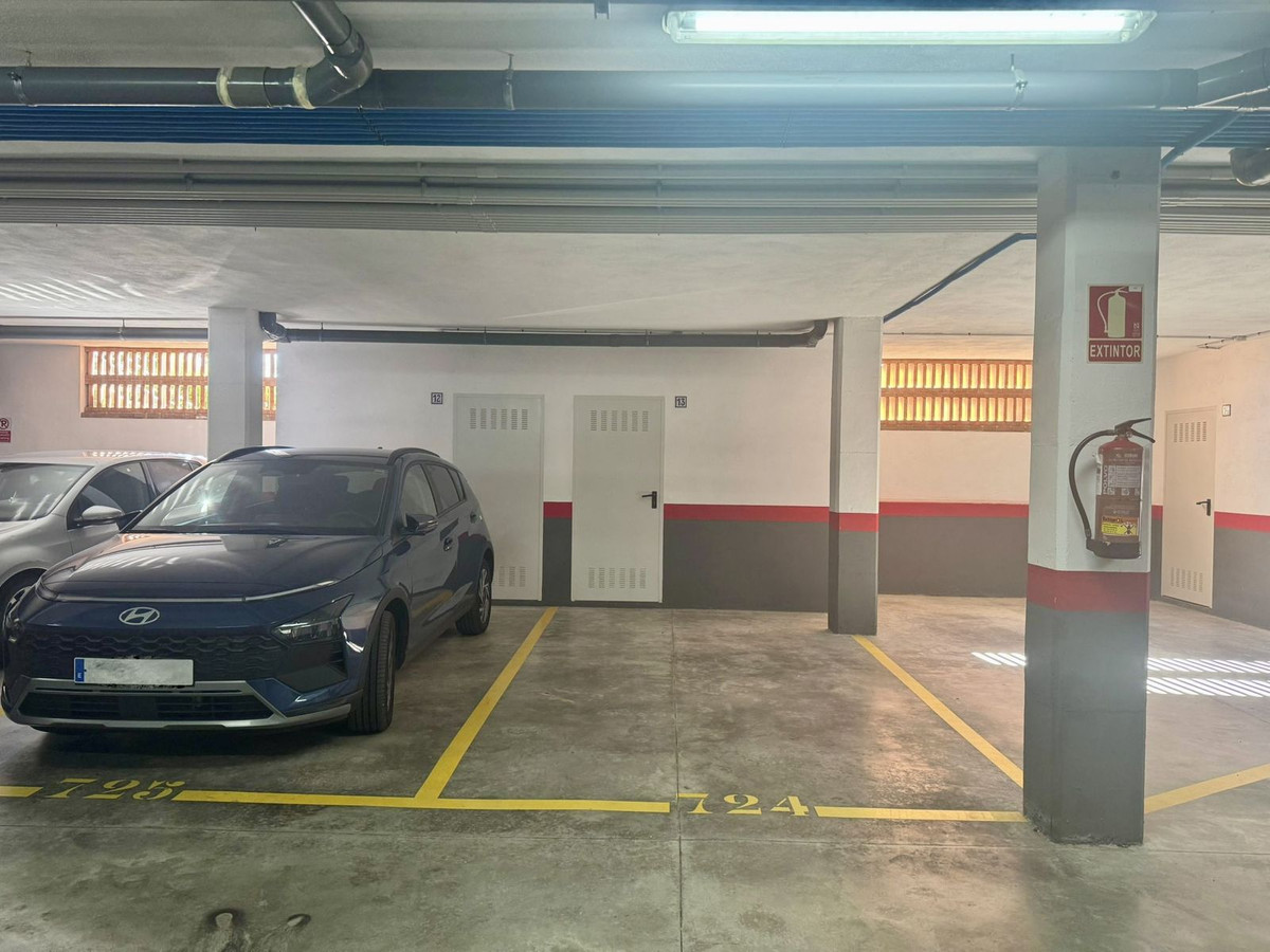 Te koop Middle Floor Apartment Costa Del Sol Torrequebrada € 440.000,-