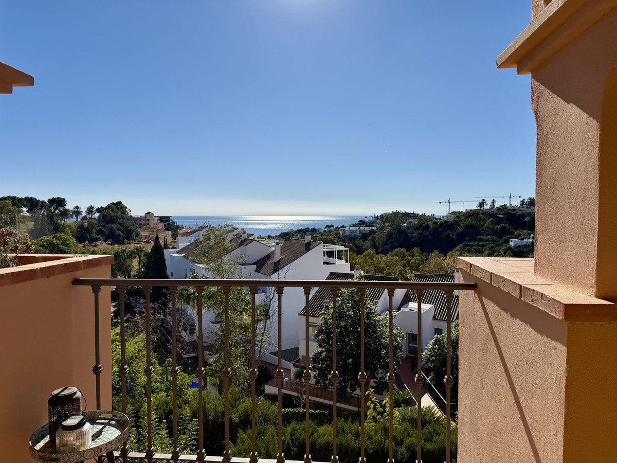 Te koop Middle Floor Apartment Costa Del Sol Torrequebrada € 440.000,-