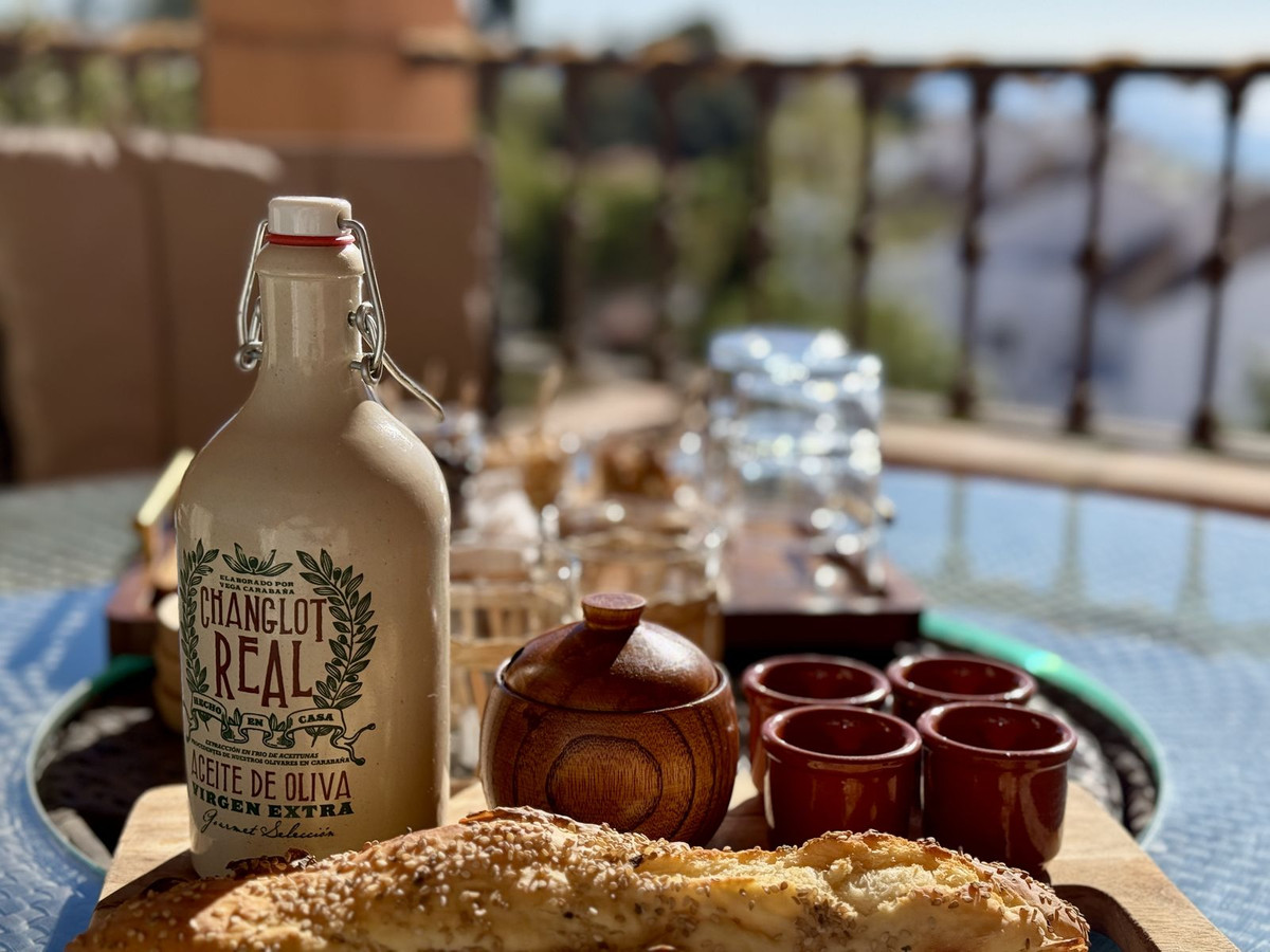 Te koop Middle Floor Apartment Costa Del Sol Torrequebrada € 440.000,-