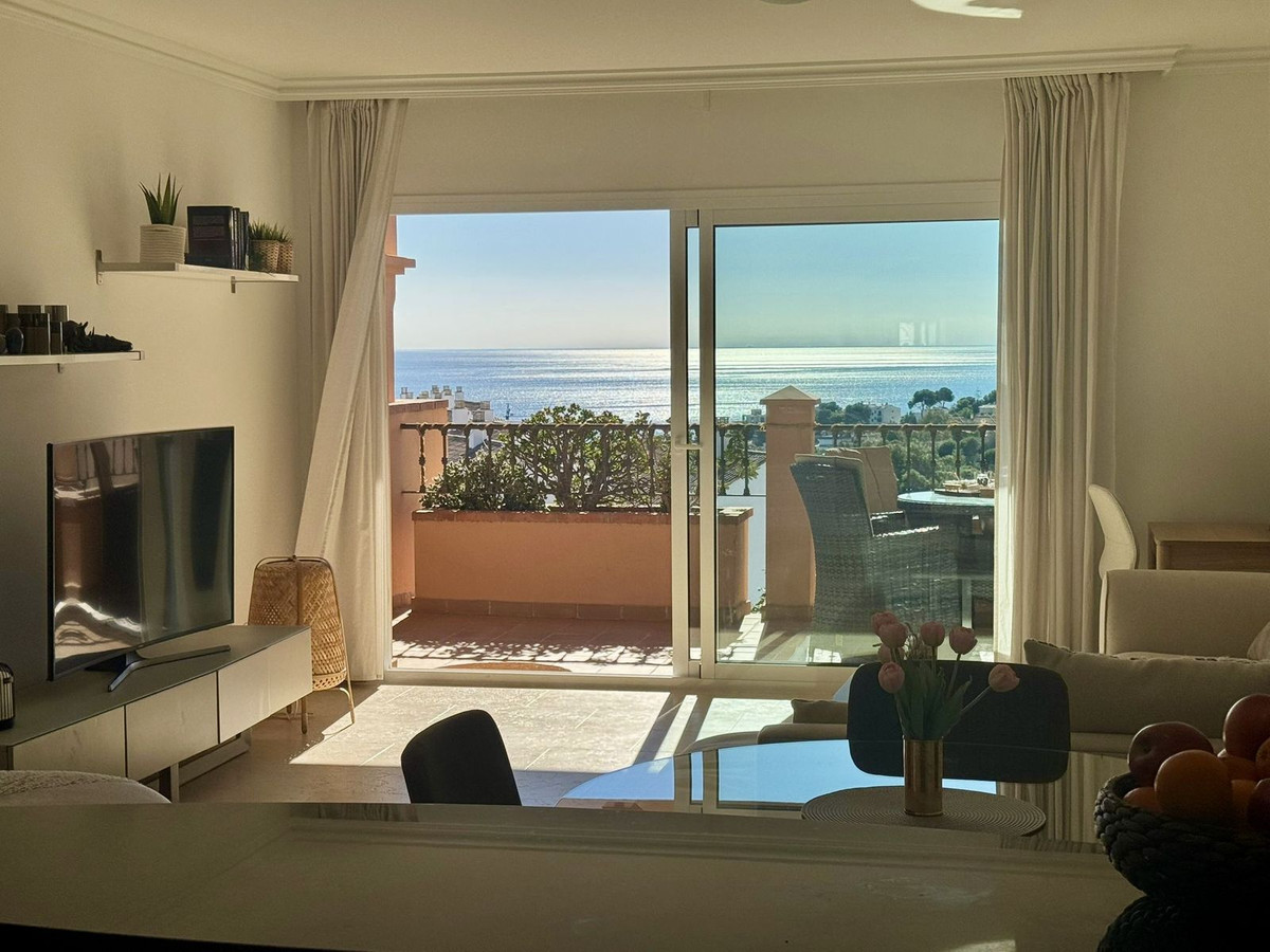 Te koop Middle Floor Apartment Costa Del Sol Torrequebrada € 440.000,-