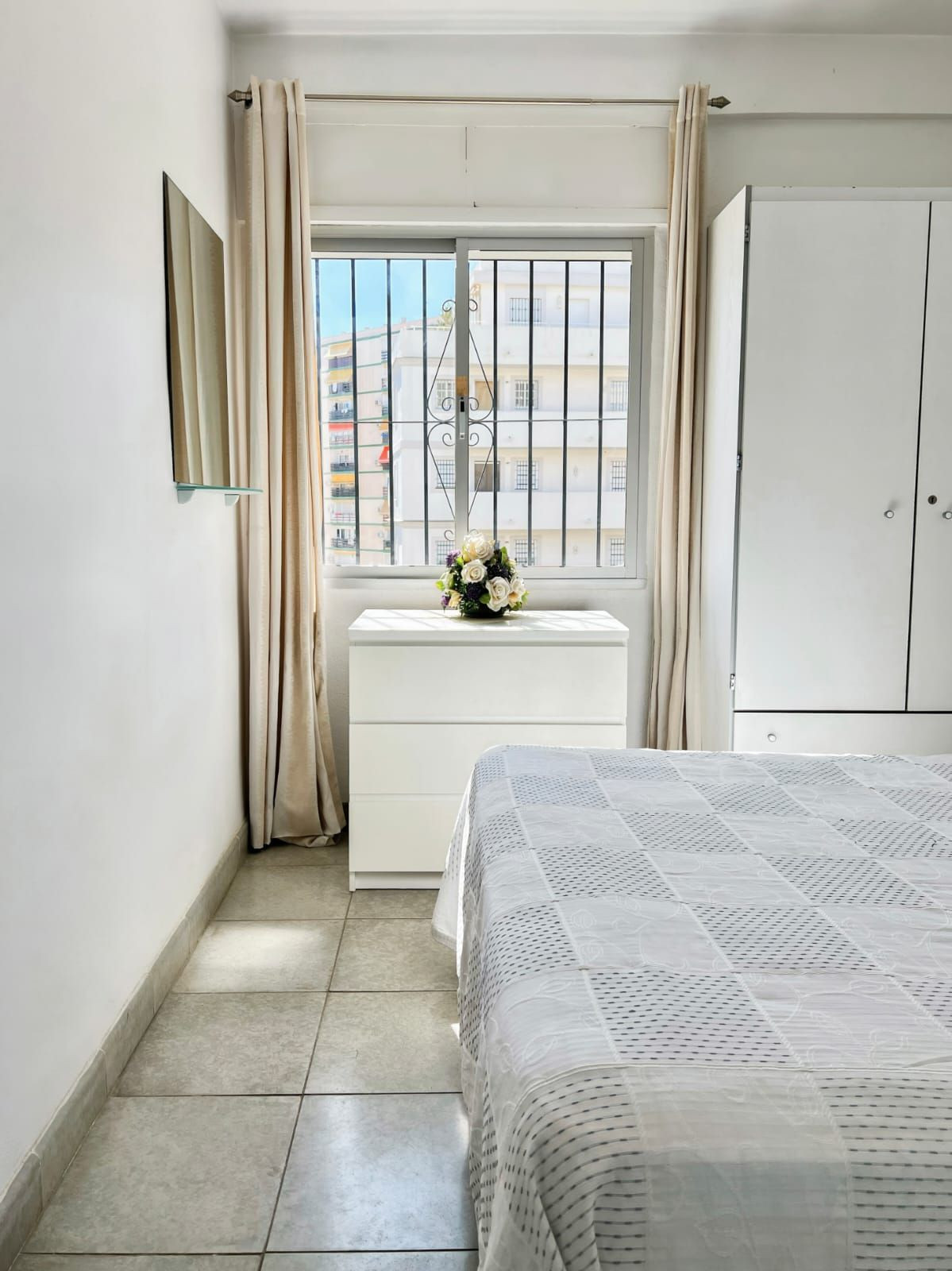 Te koop Middle Floor Apartment Costa Del Sol Benalmadena € 335.000,-