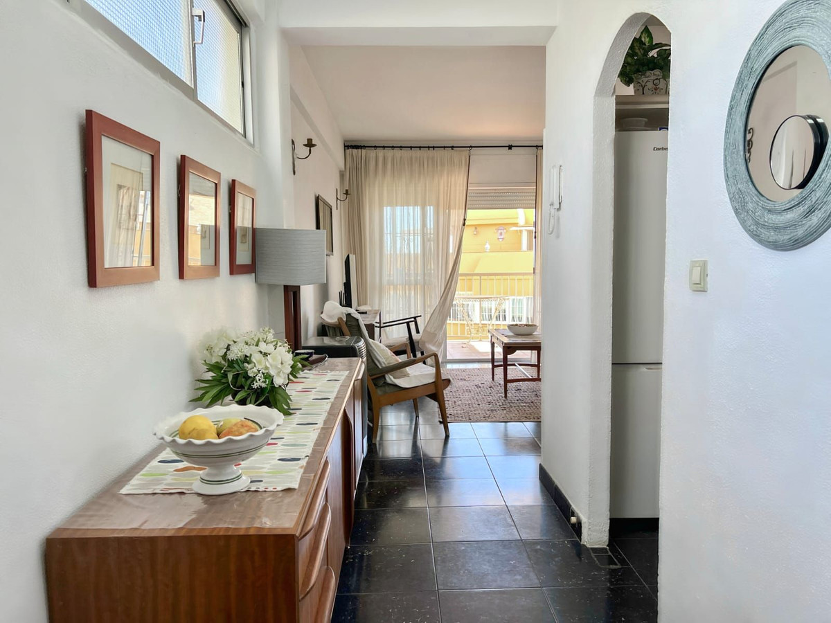 Te koop Middle Floor Apartment Costa Del Sol Benalmadena € 335.000,-