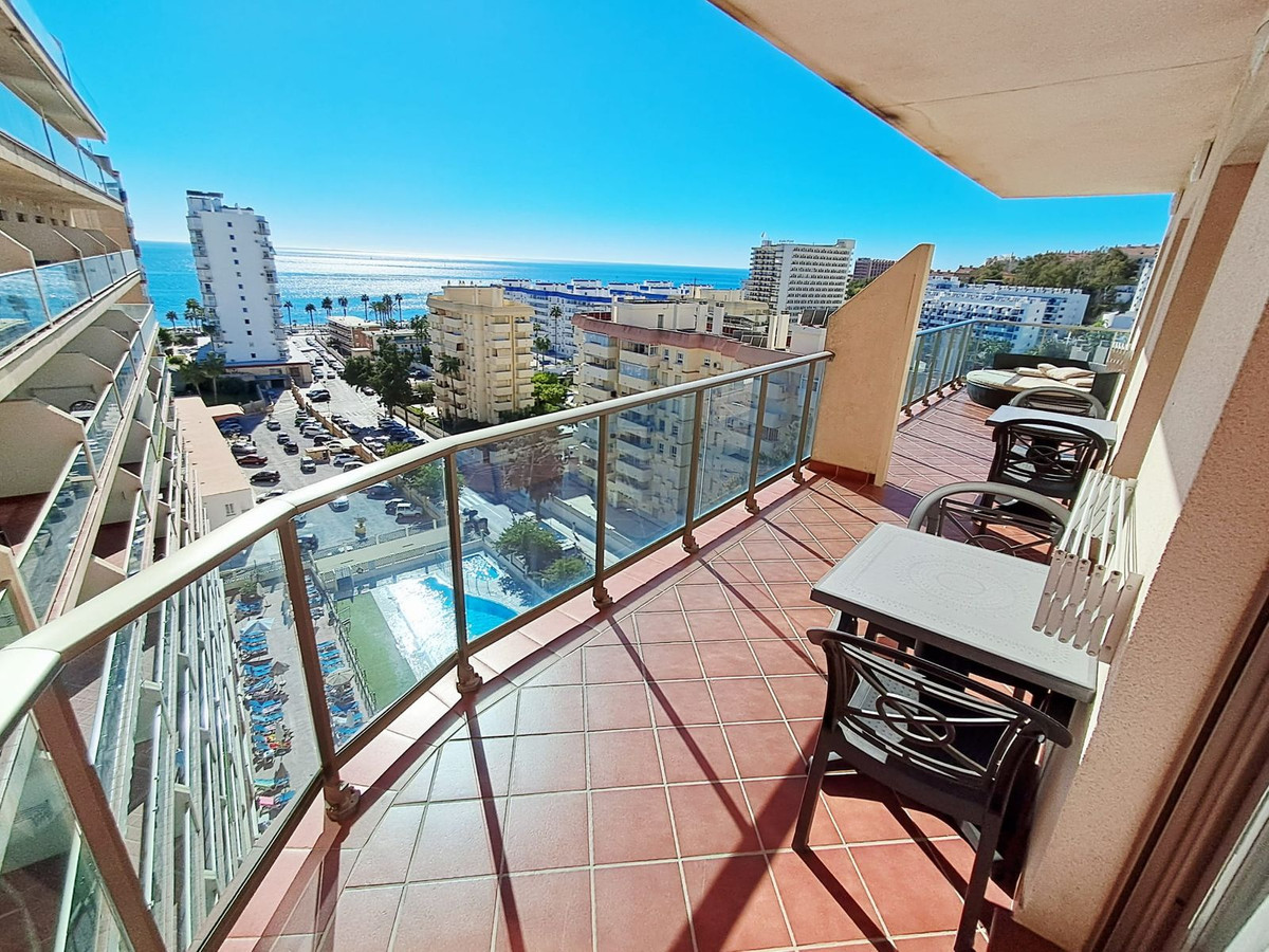 Te koop Middle Floor Apartment Costa Del Sol Benalmadena € 590.000,-