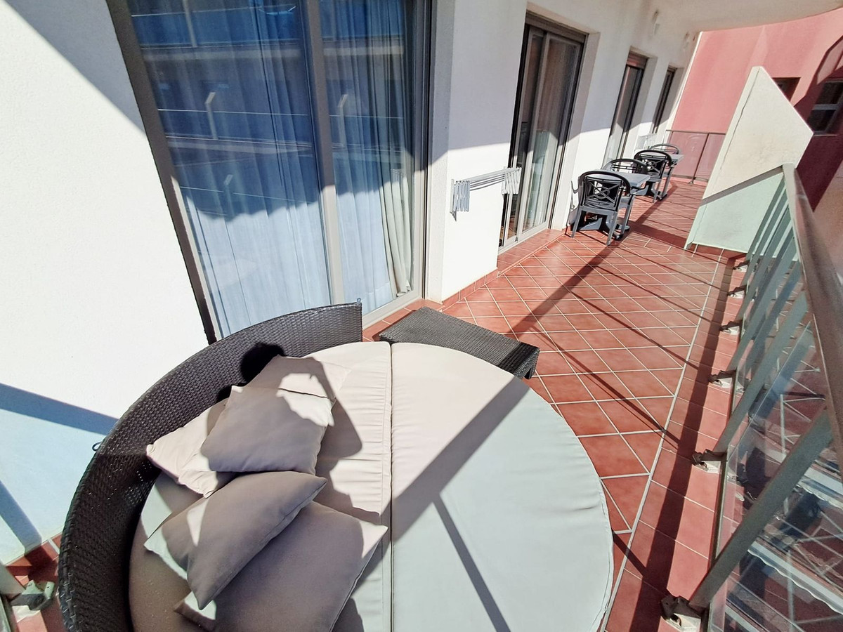 Te koop Middle Floor Apartment Costa Del Sol Benalmadena € 590.000,-