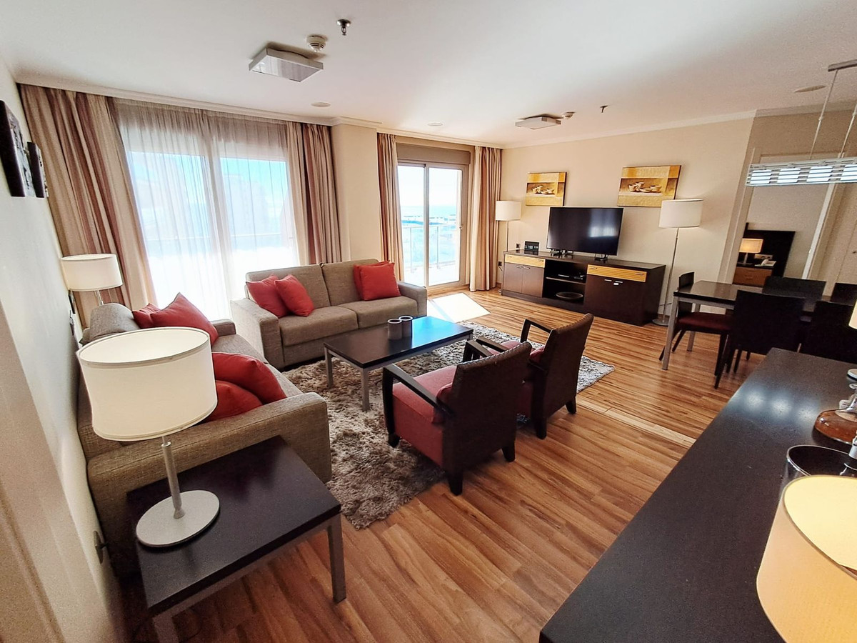 Te koop Middle Floor Apartment Costa Del Sol Benalmadena € 590.000,-