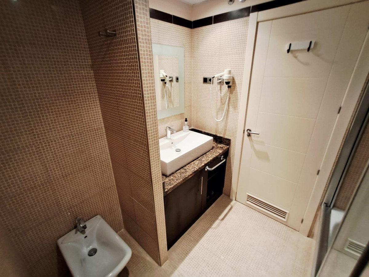 Te koop Middle Floor Apartment Costa Del Sol Benalmadena € 590.000,-