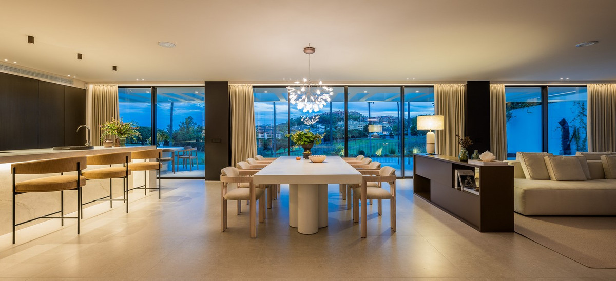 Te koop Vrijstaande Villa Costa Del Sol Nueva Andalucía € 5.975.000,-