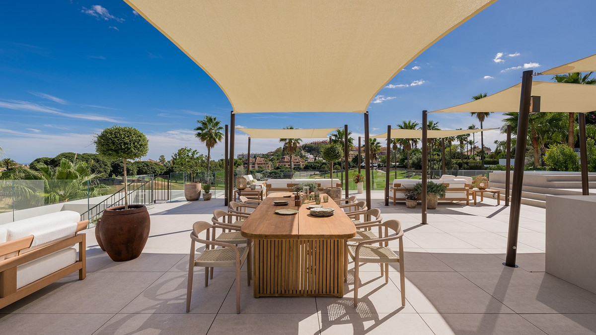 Te koop Vrijstaande Villa Costa Del Sol Nueva Andalucía € 5.975.000,-