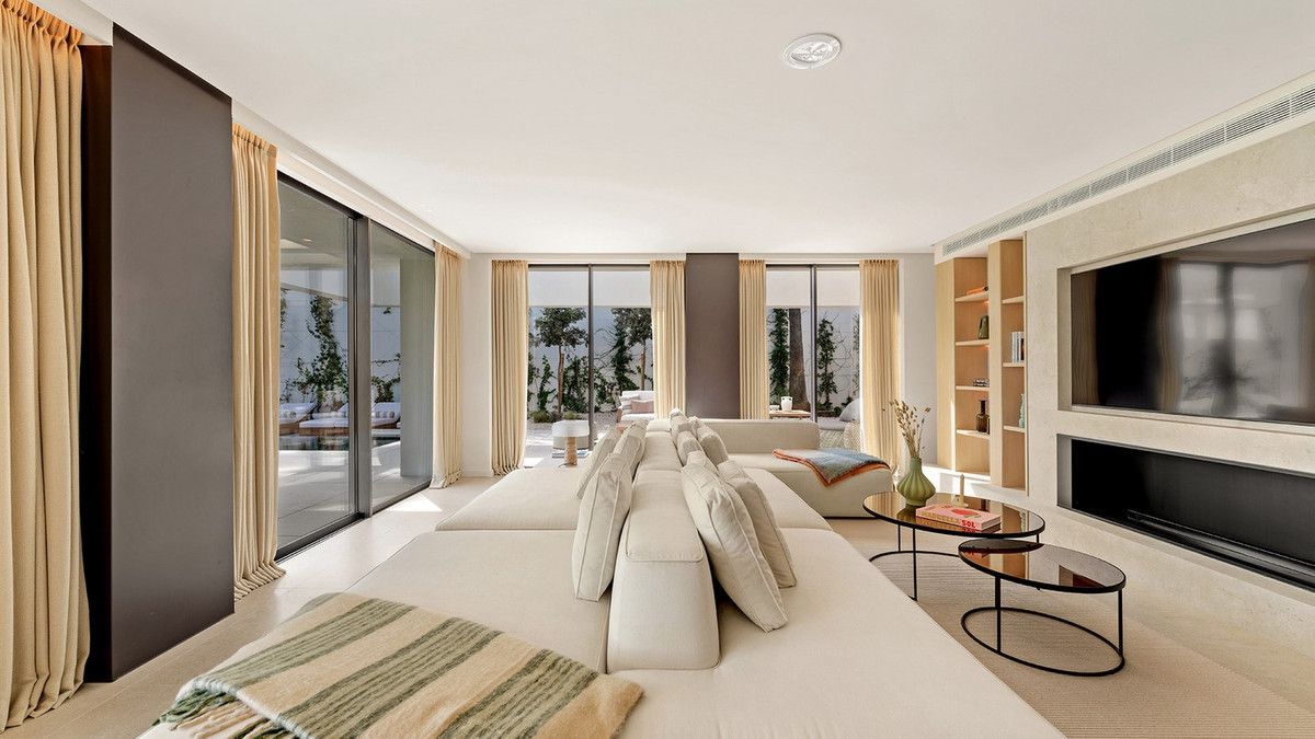 Te koop Vrijstaande Villa Costa Del Sol Nueva Andalucía € 5.975.000,-