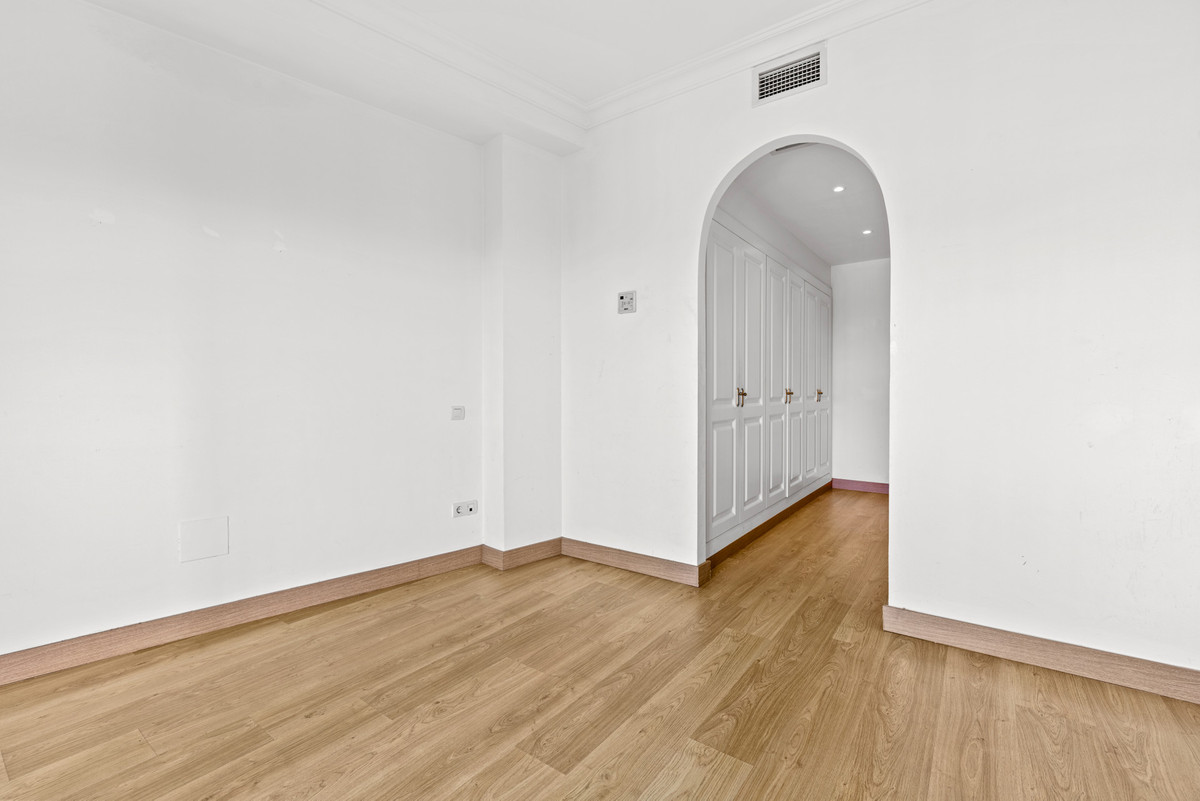 Te koop Herenhuis Costa Del Sol Casares € 410.000,-