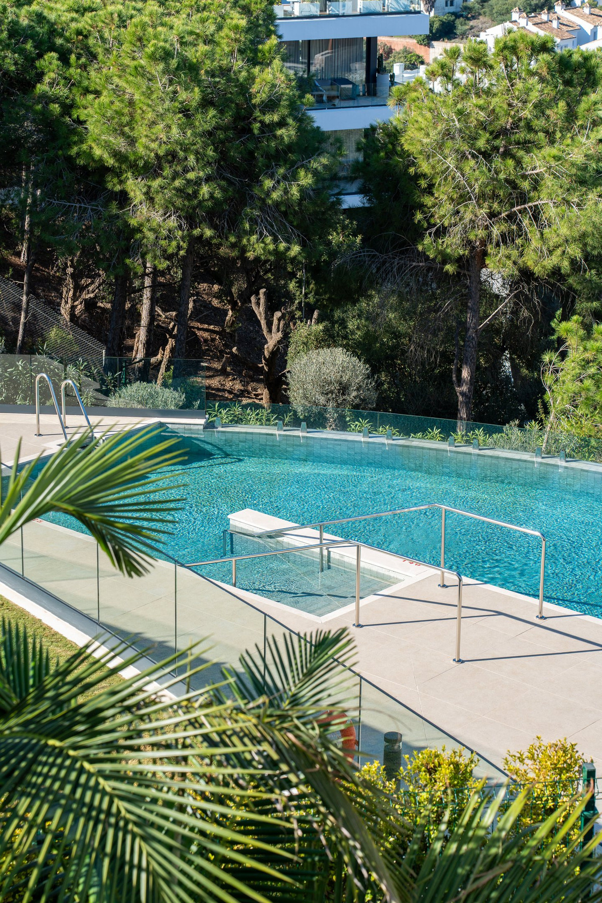 Te koop Middle Floor Apartment Costa Del Sol Artola € 1.995.000,-