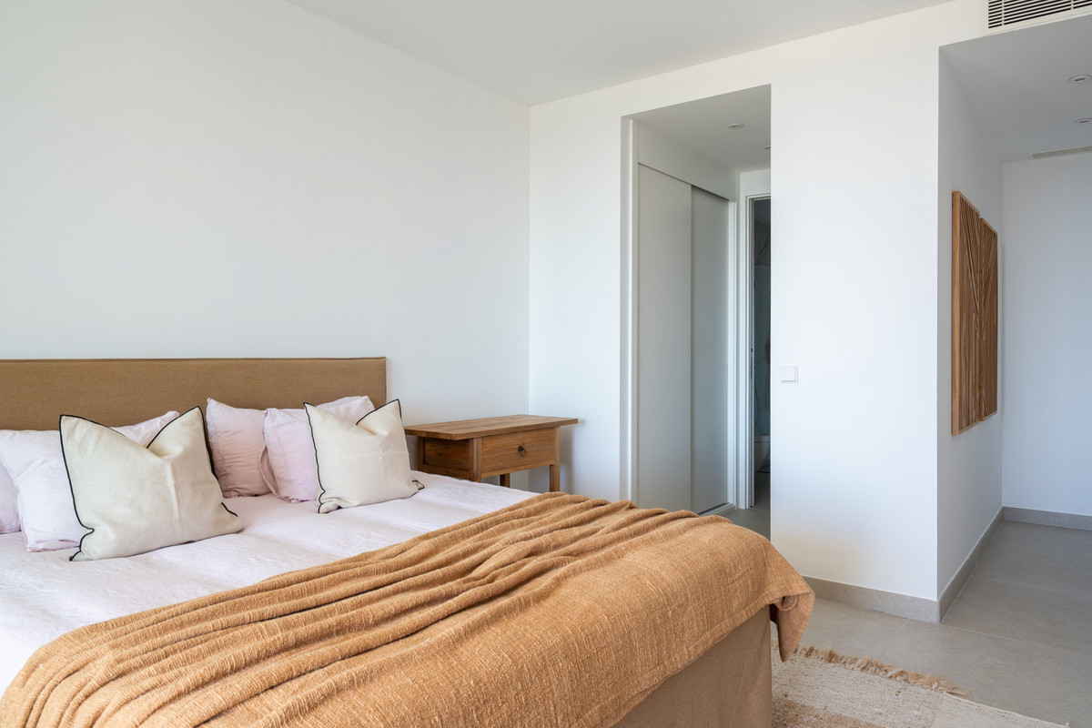 Te koop Middle Floor Apartment Costa Del Sol Artola € 1.995.000,-