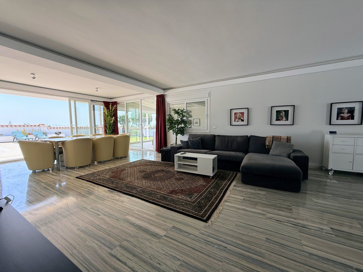 Te koop Vrijstaande Villa Costa Del Sol San Pedro De Alcántara € 1.350.000,-