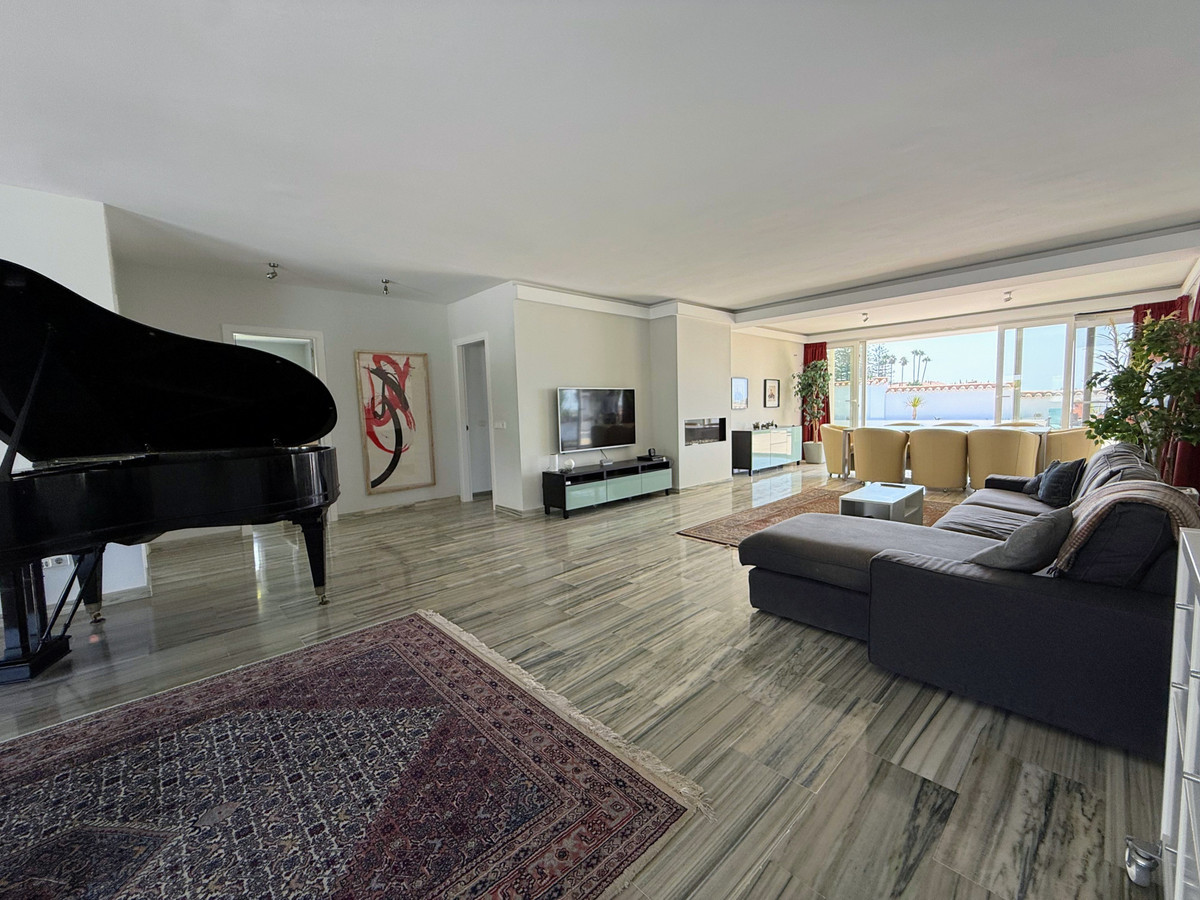 Te koop Vrijstaande Villa Costa Del Sol San Pedro De Alcántara € 1.350.000,-