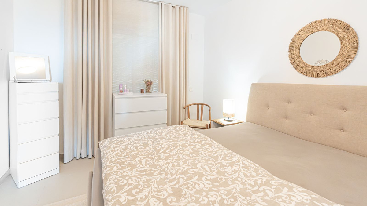 Te koop Middle Floor Apartment Costa Del Sol Benalmadena € 550.000,-