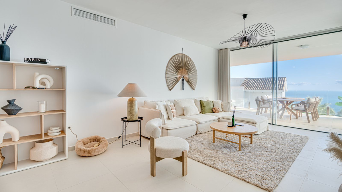 Te koop Middle Floor Apartment Costa Del Sol Benalmadena € 550.000,-