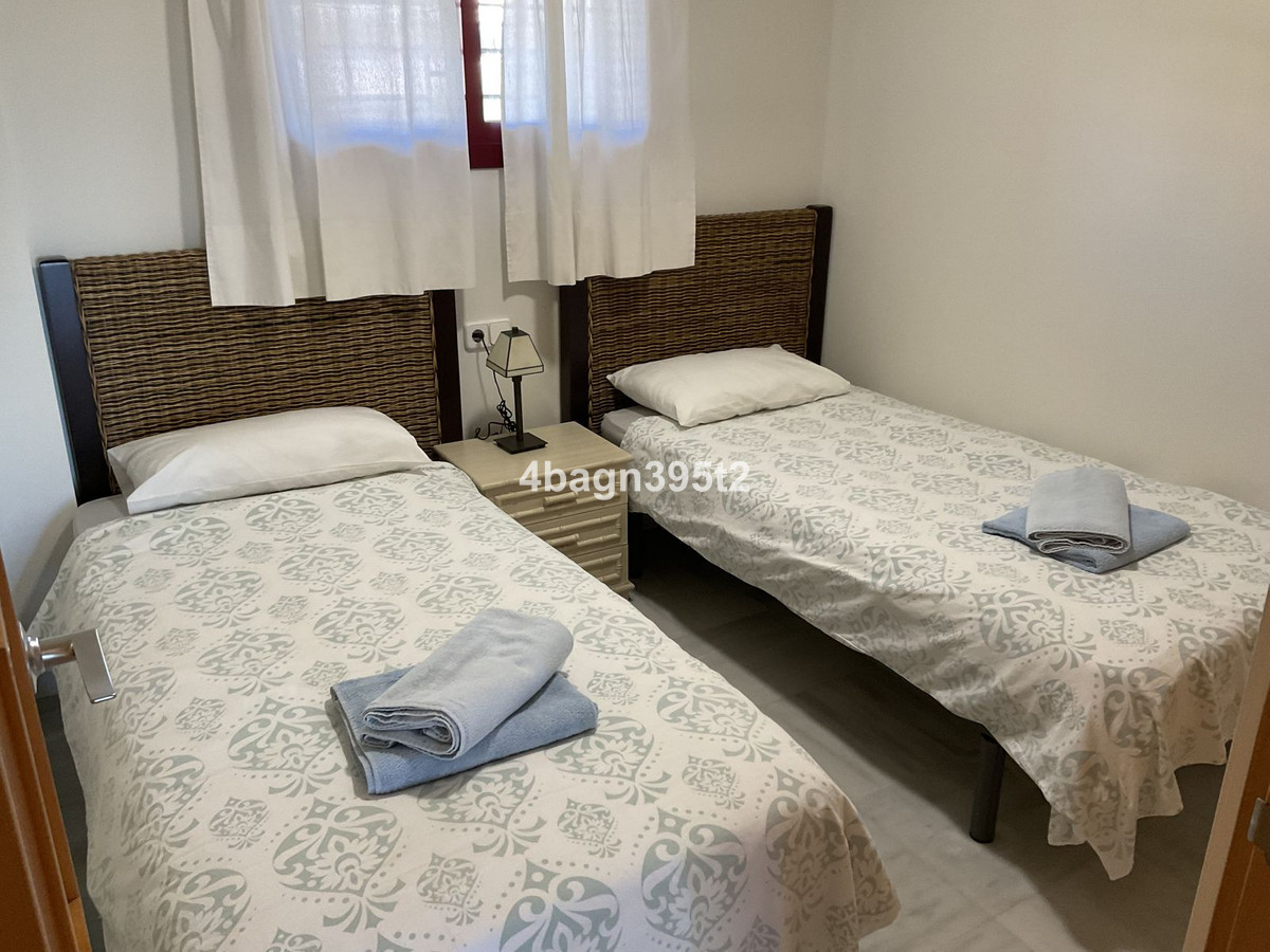 Te koop Middle Floor Apartment Costa Del Sol La Cala De Mijas € 349.000,-