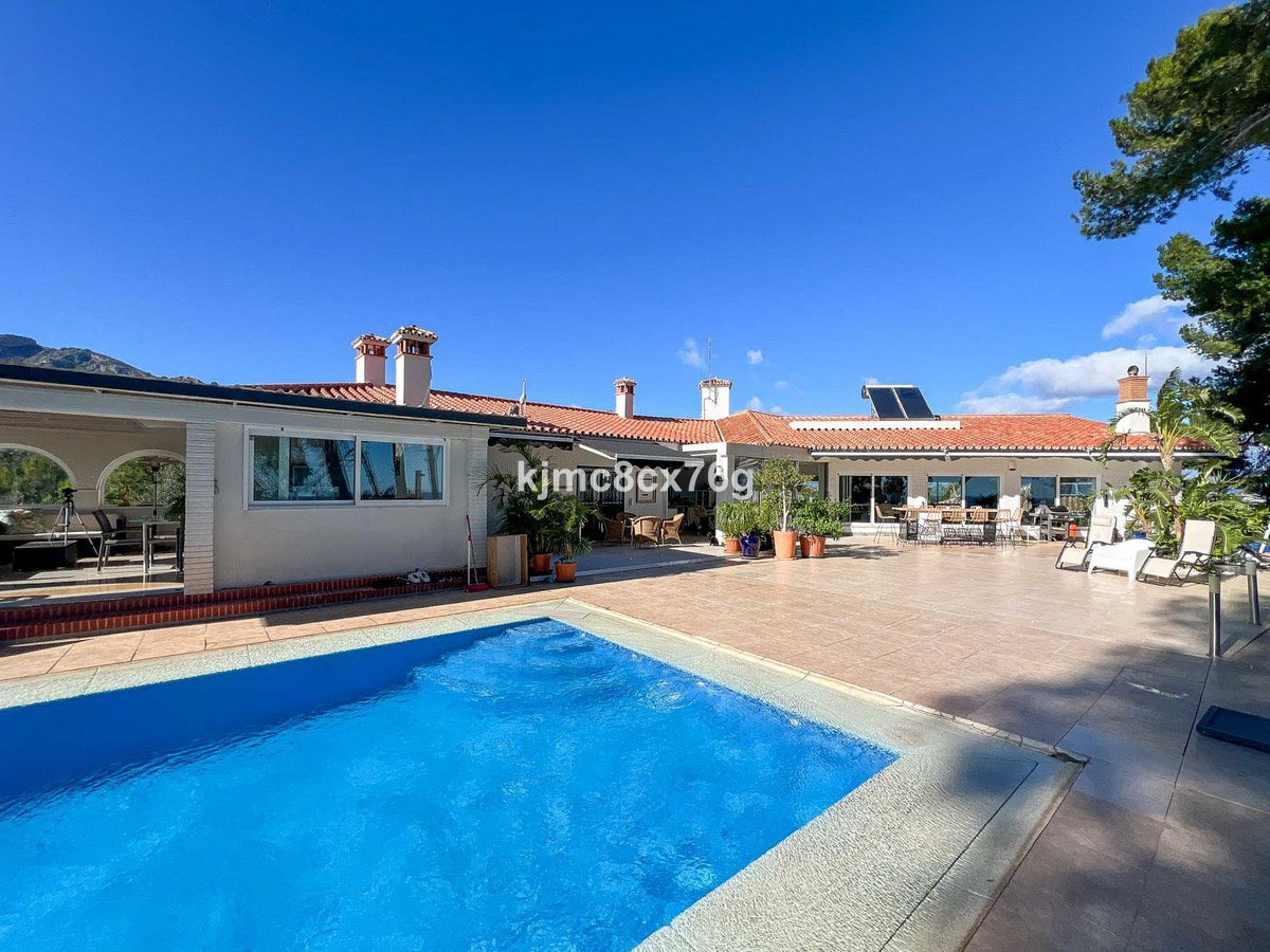 Te koop Vrijstaande Villa Costa Del Sol Torremolinos € 2.650.000,-