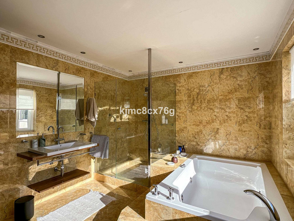 Te koop Vrijstaande Villa Costa Del Sol Torremolinos € 2.650.000,-