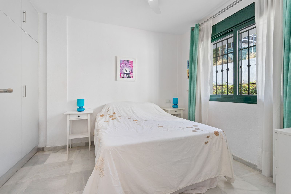 Te koop Middle Floor Apartment Costa Del Sol Benalmadena Pueblo € 339.000,-