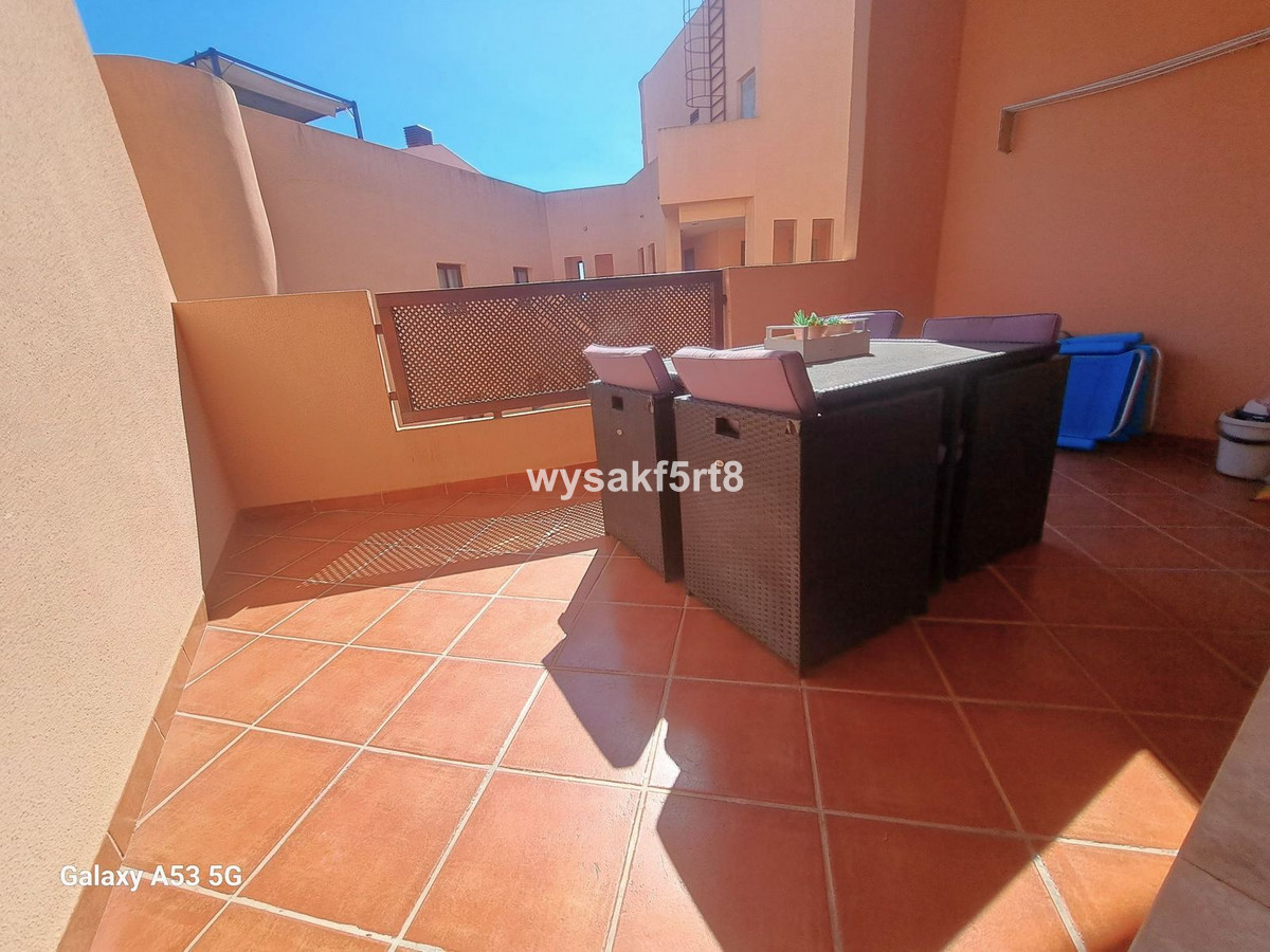 Te koop Middle Floor Apartment Costa Del Sol La Duquesa € 180.000,-