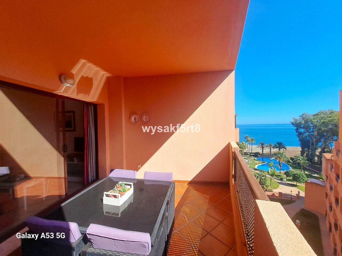 Te koop Middle Floor Apartment Costa Del Sol La Duquesa € 180.000,-