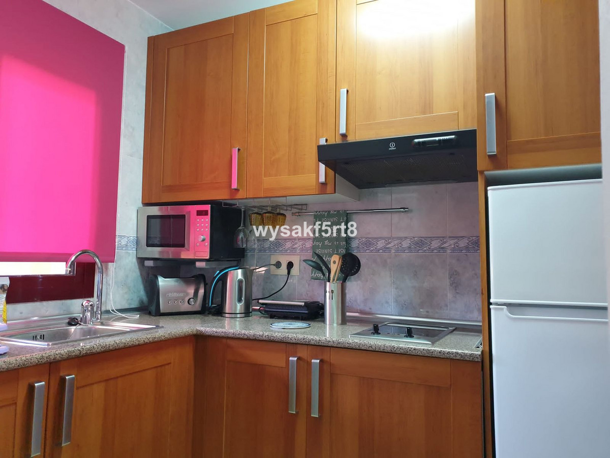 Te koop Middle Floor Apartment Costa Del Sol La Duquesa € 180.000,-