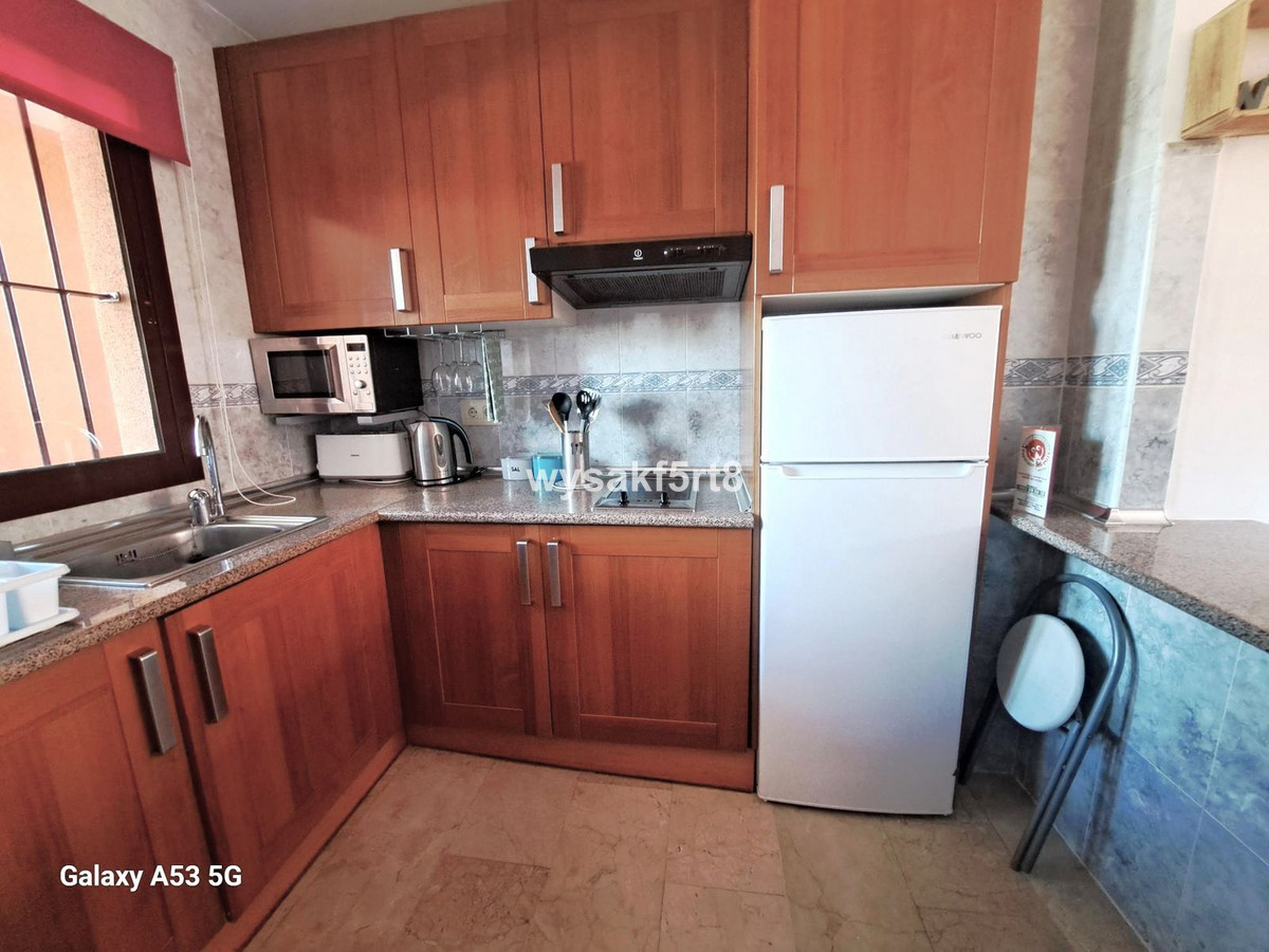 Te koop Middle Floor Apartment Costa Del Sol La Duquesa € 180.000,-