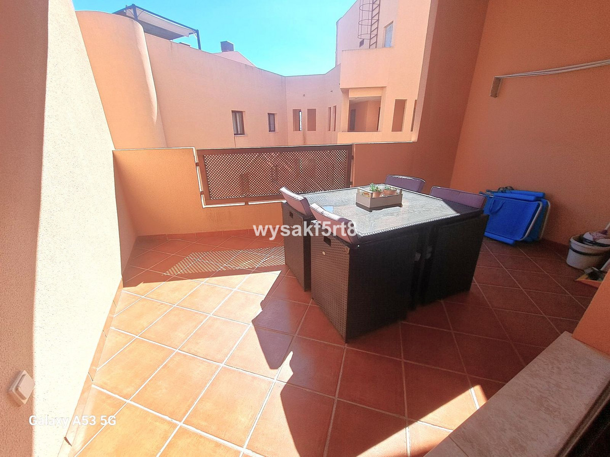 Te koop Middle Floor Apartment Costa Del Sol La Duquesa € 180.000,-
