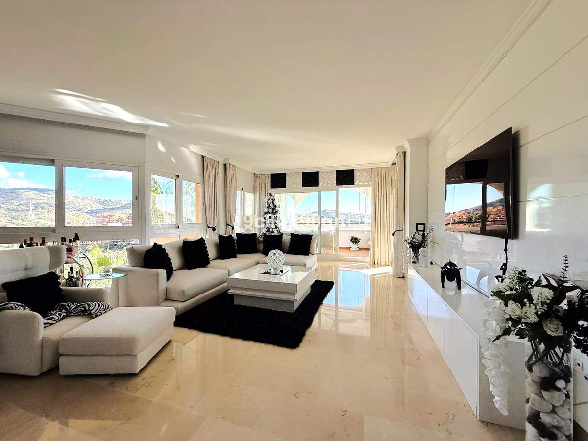 Te koop Penthouse Costa Del Sol Elviria € 729.000,-