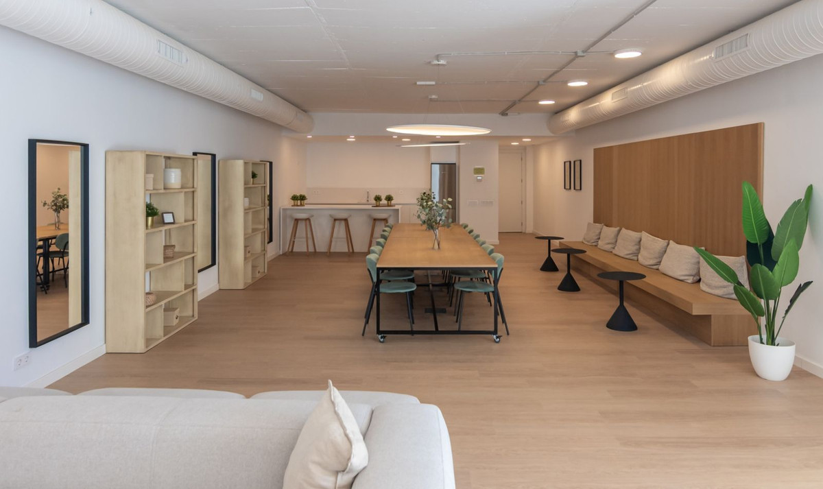 Te koop Middle Floor Apartment Costa Del Sol Estepona € 599.000,-