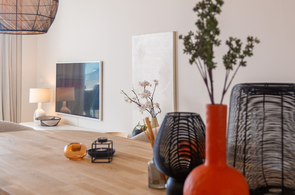 Te koop Middle Floor Apartment Costa Del Sol Estepona € 599.000,-