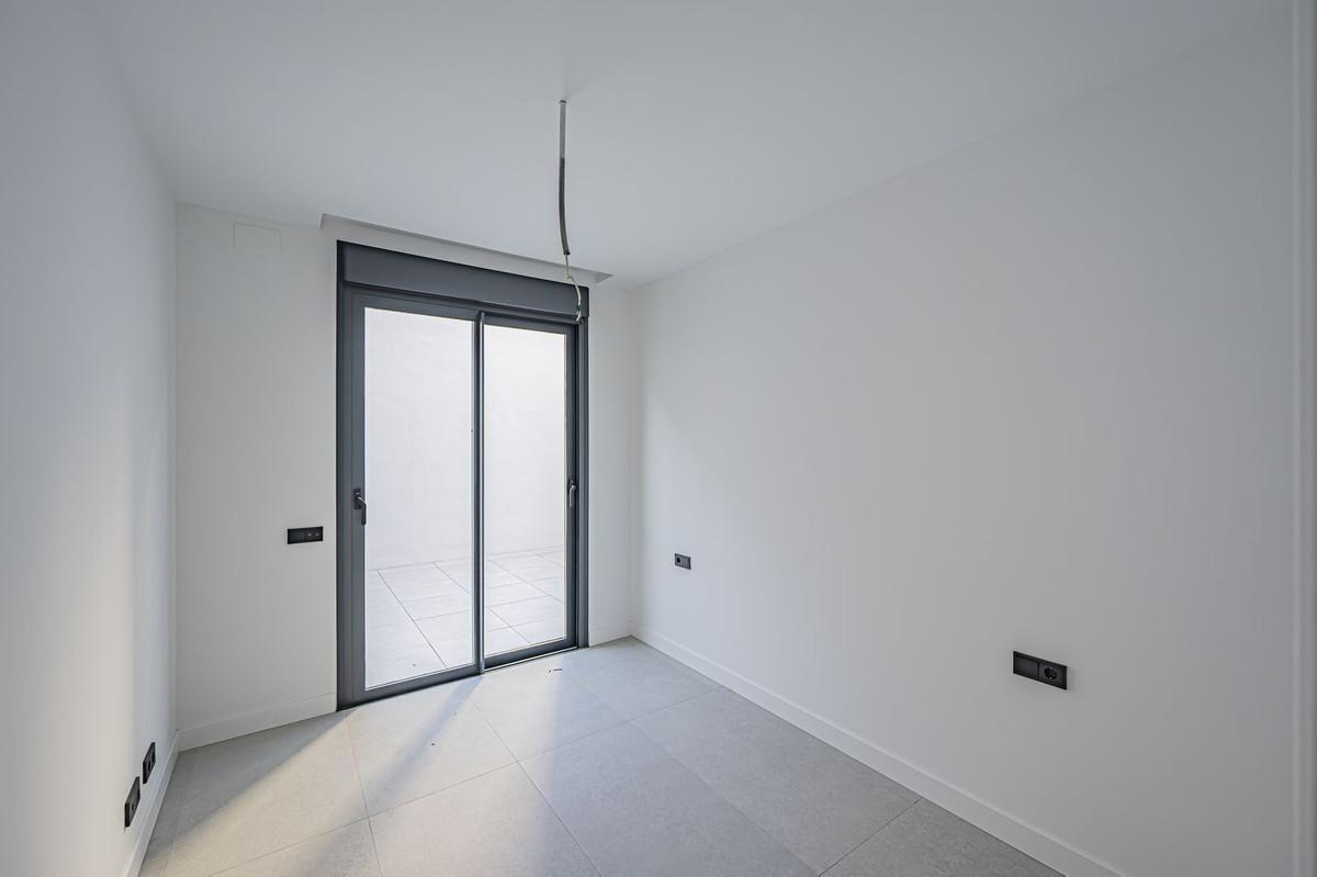 Te koop Middle Floor Apartment Costa Del Sol Altos De Los Monteros € 995.000,-