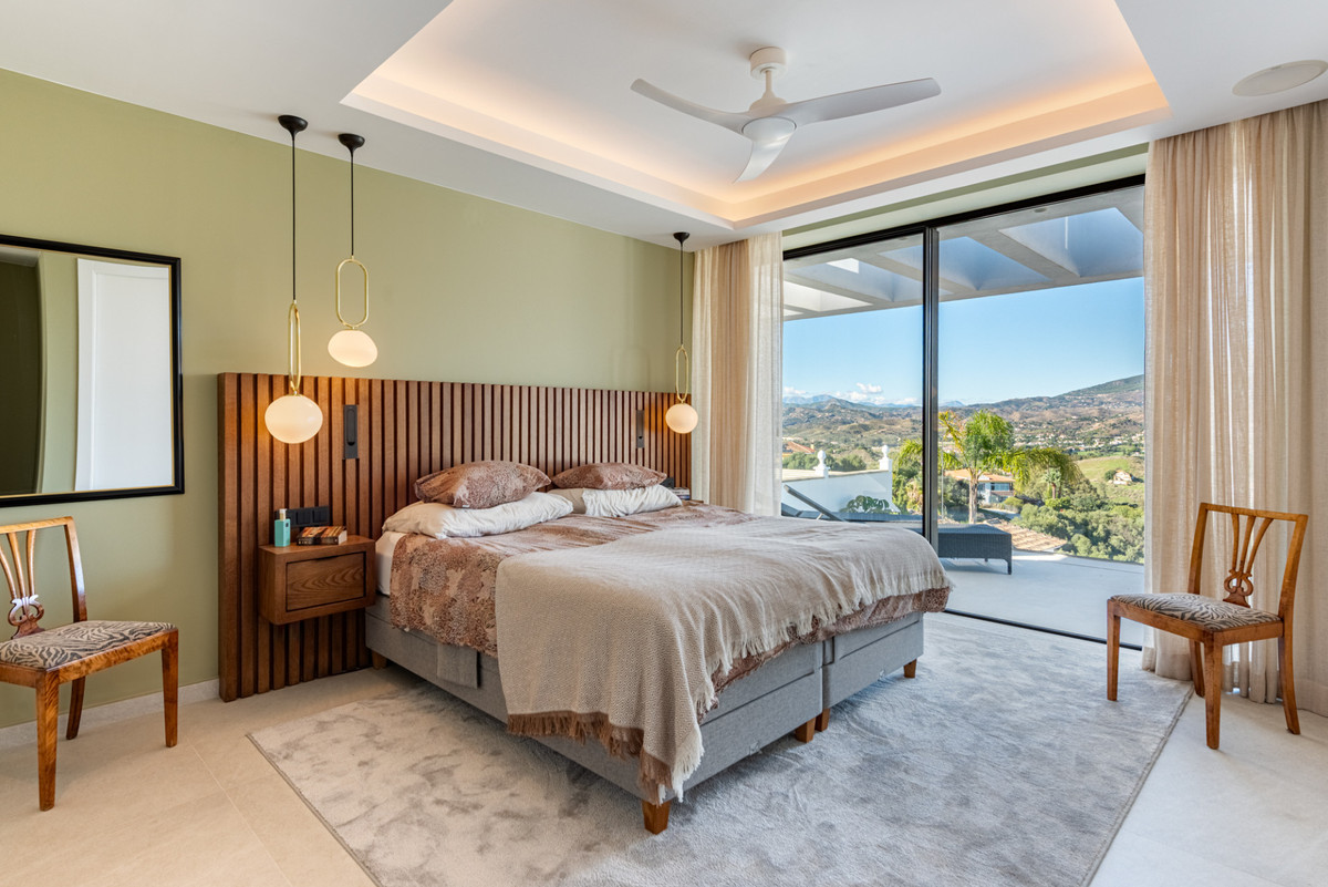 Te koop Vrijstaande Villa Costa Del Sol Cerros Del Aguila € 1.895.000,-