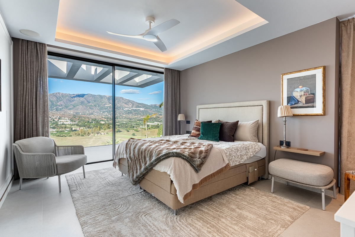 Te koop Vrijstaande Villa Costa Del Sol Cerros Del Aguila € 1.895.000,-