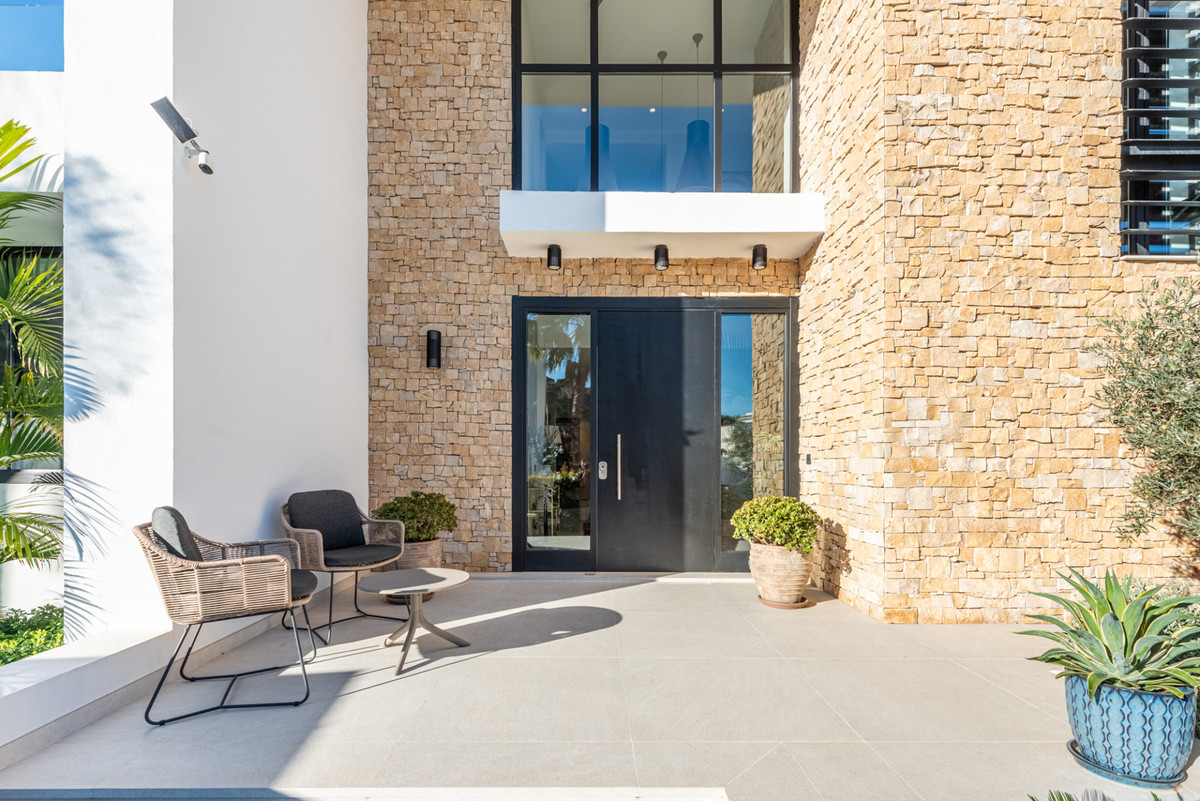 Te koop Vrijstaande Villa Costa Del Sol Cerros Del Aguila € 1.895.000,-