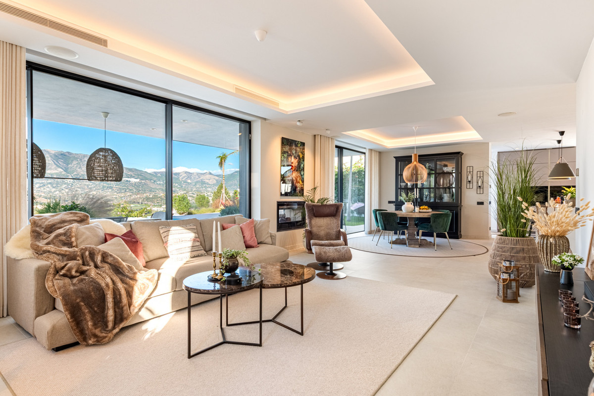 Te koop Vrijstaande Villa Costa Del Sol Cerros Del Aguila € 1.895.000,-