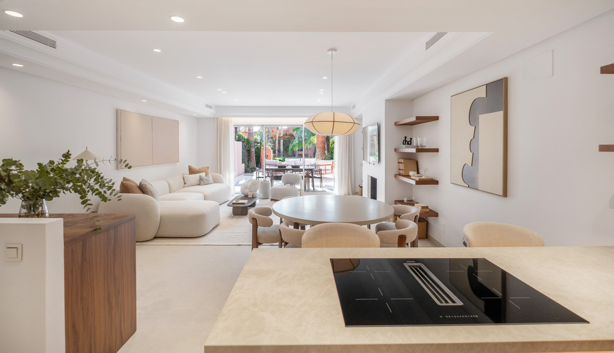 Te koop Herenhuis Costa Del Sol The Golden Mile € 1.995.000,-