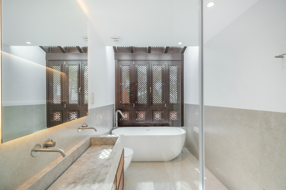 Te koop Herenhuis Costa Del Sol The Golden Mile € 1.995.000,-