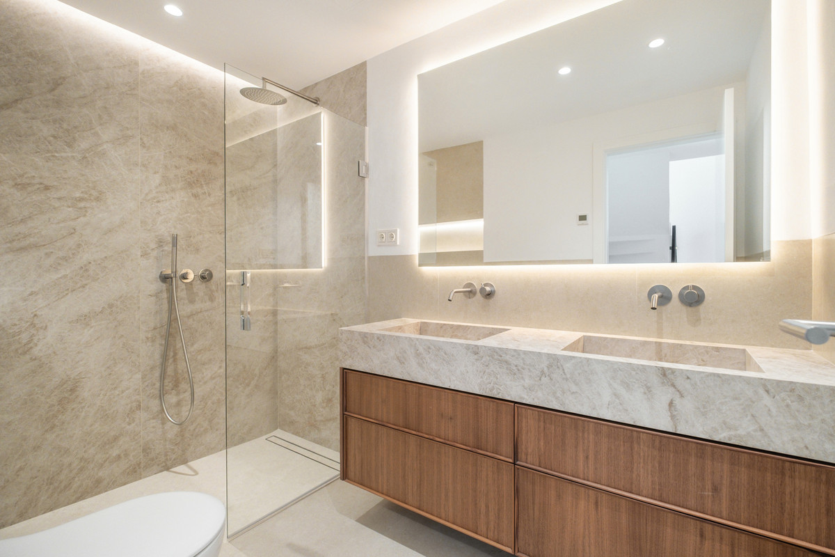 Te koop Herenhuis Costa Del Sol The Golden Mile € 1.995.000,-