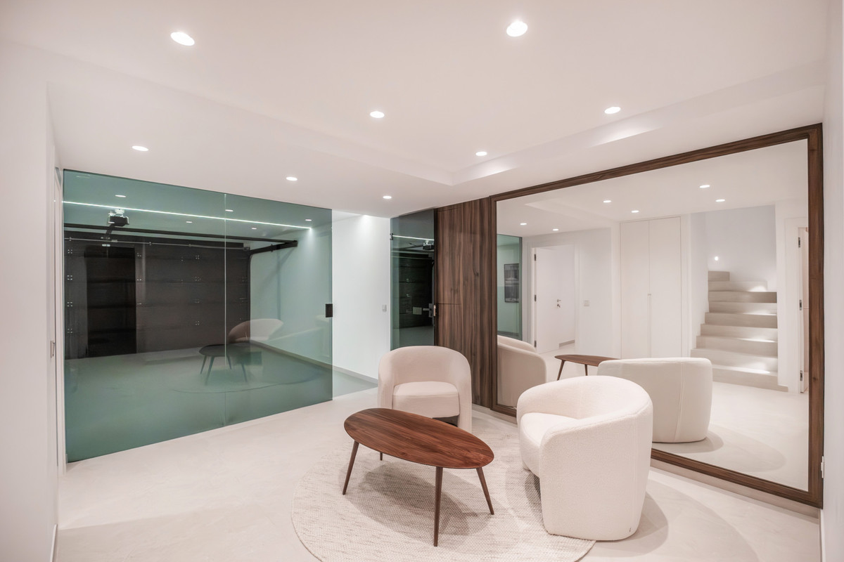 Te koop Herenhuis Costa Del Sol The Golden Mile € 1.995.000,-