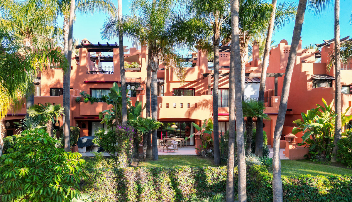 Te koop Herenhuis Costa Del Sol The Golden Mile € 1.995.000,-