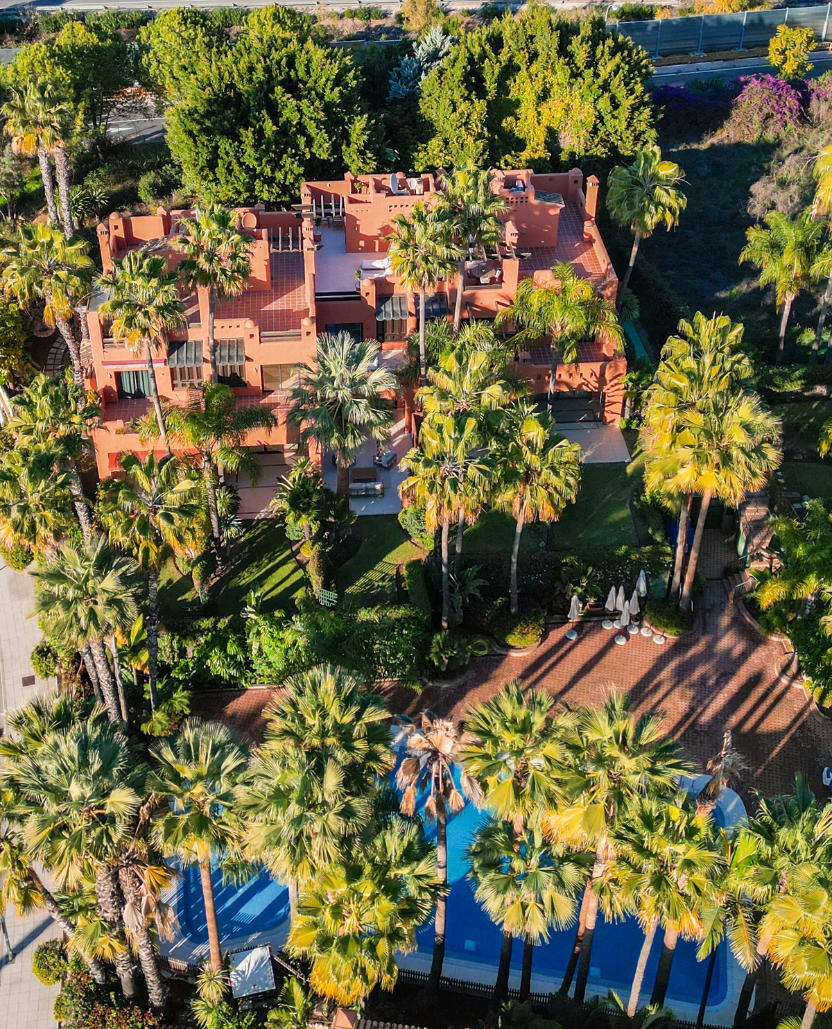 Te koop Herenhuis Costa Del Sol The Golden Mile € 1.995.000,-